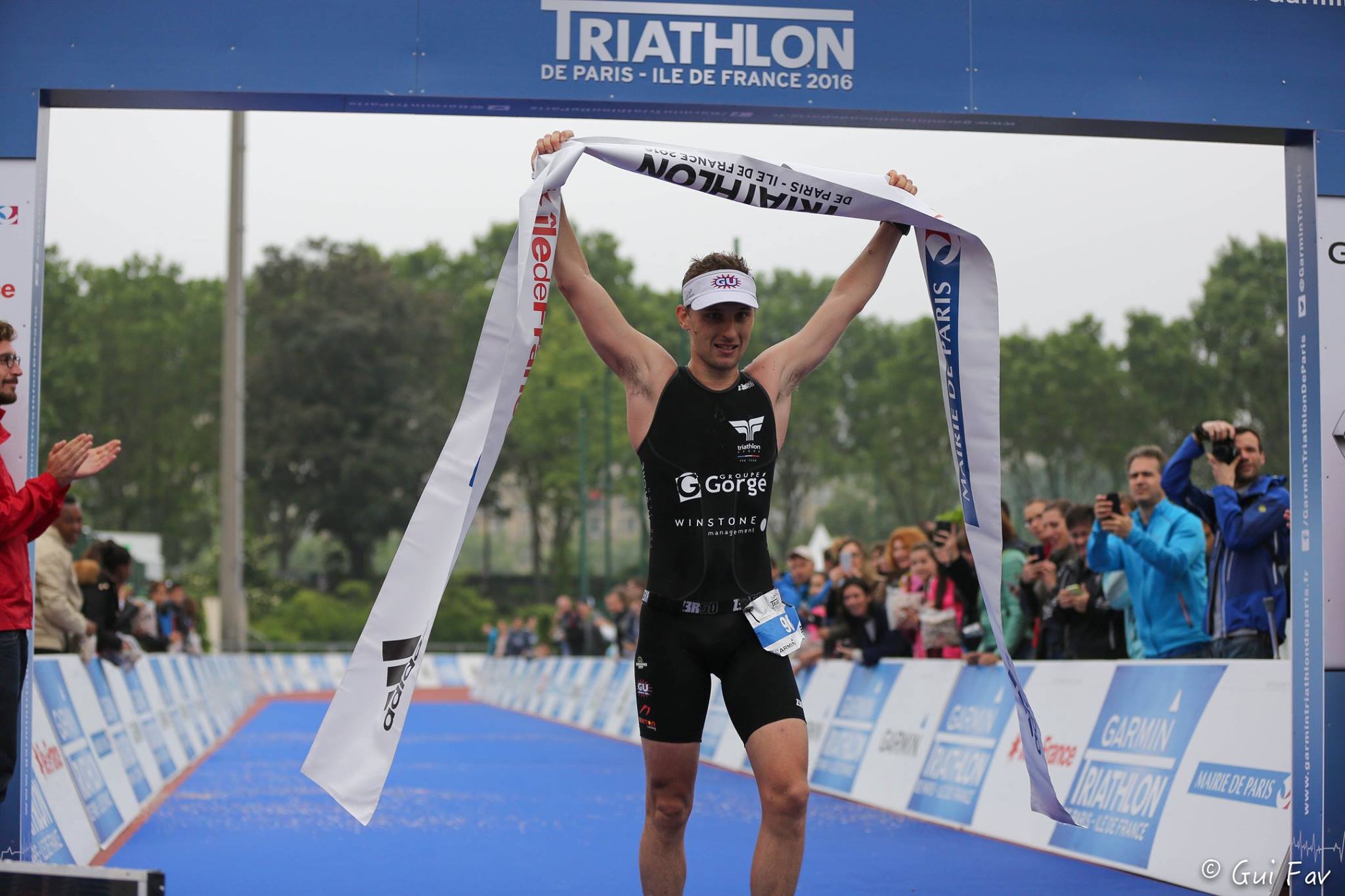 Le coach vainqueur au Triathlon de Paris